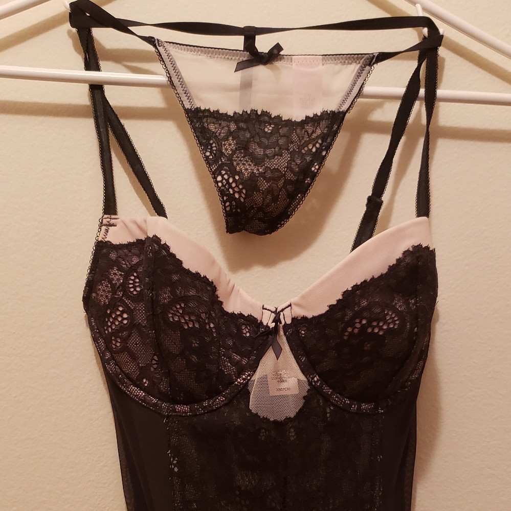 Victoria Secret Bustier Set NWOT